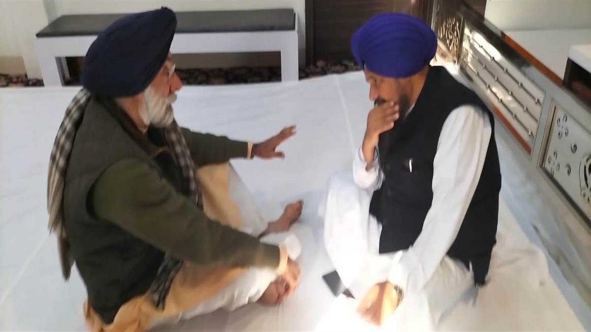 ਜਗਮੀਤ ਸਿੰਘ ਬਰਾੜ ਨੇ ਜਥੇਦਾਰ ਨੂੰ ਮਿਲ ਕੇ ਦਿੱਤਾ ਅਕਾਲੀ ਦਲ ਦੇ ਸਾਰੇ ਅਹੁਦਿਆਂ ਤੋਂ ਅਸਤੀਫਾ