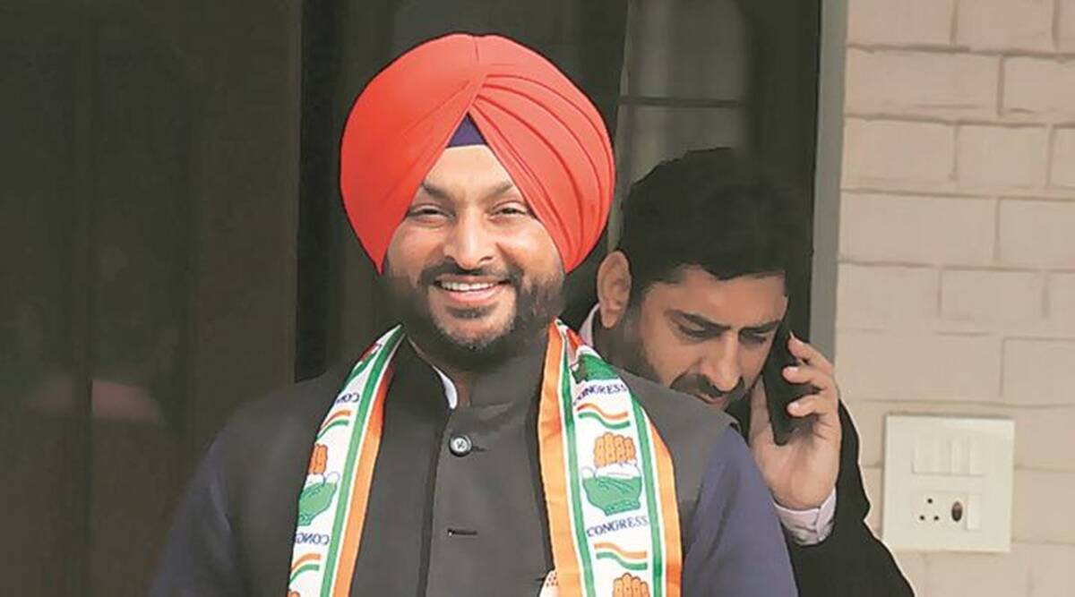 ਬੰਬੀਹਾ ਗੈਂਗ ਦੀ ਪਲਾਨਿੰਗ ਤੋਂ ਬਾਅਦ ਫੁੱਟਿਆ ਸਾਂਸਦ ਬਿੱਟੂ ਦਾ ਗੁੱਸਾ, ਪੰਜਾਬੀ ਗਾਇਕਾਂ ਦੇ ਖੋਲੇ ਭੇਤ