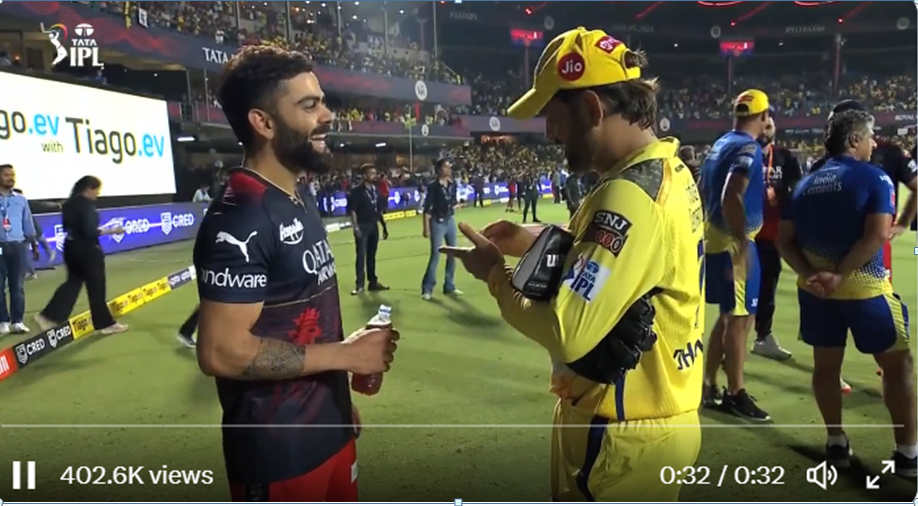 IPL VIDEO- RCB Vs CSK ਮੈਚ ਤੋਂ ਬਾਅਦ ਵਿਰਾਟ ਕੋਹਲੀ-MS ਧੋਨੀ ਦਾ ਰੋਮਾਂਸ, ਦੋ ਚੈਂਪੀਅਨ ਉੱਚੀ-ਉੱਚੀ  ਹੱਸ ਪਏ