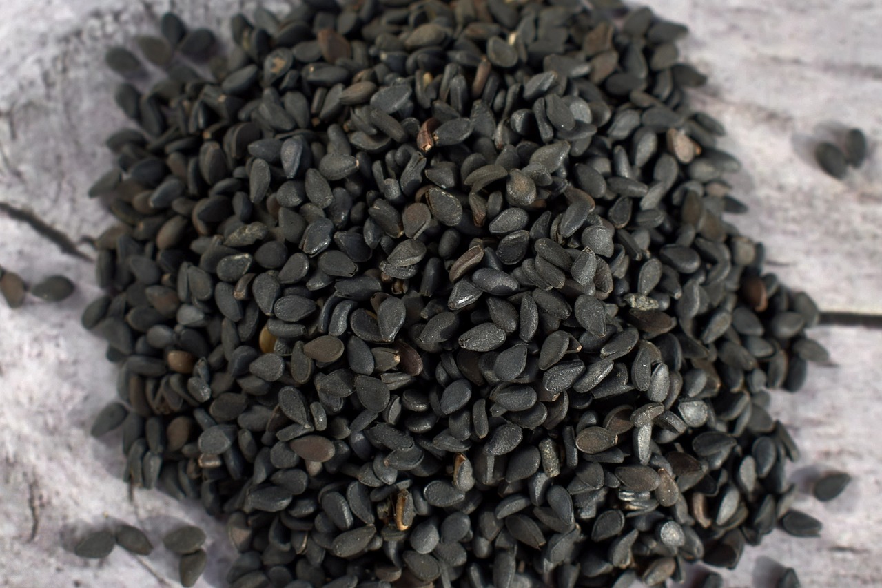 Kalonji oil ਨਾਲ ਵਾਲਾਂ ਨੂੰ ਮਿਲਦਾ ਹੈ ਸ਼ਾਨਦਾਰ ਪੋਸ਼ਣ