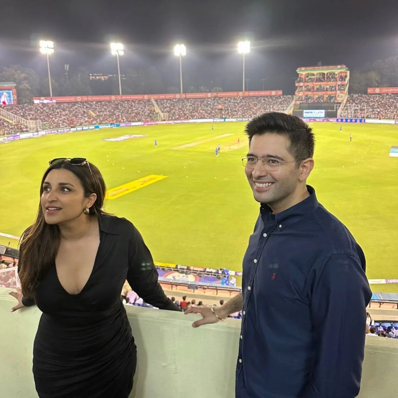 ਮੰਗਣੀ ਤੋਂ ਪਹਿਲਾਂ IPL ਮੈਚ ਦੇਖਣ ਪਹੁੰਚੇ ਪਰਿਣੀਤੀ ਚੋਪੜਾ-ਰਾਘਵ ਚੱਢਾ, ਵੀਡੀਓ ਆਈ ਸਾਹਮਣੇ