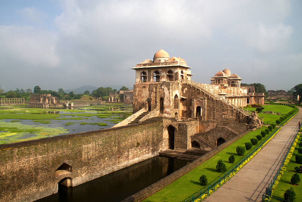Mandu Tourist Destination: ਮੰਡੂ ਵਿੱਚ ਘੁੰਮੋ ਇਹ 5 ਸਥਾਨ, ਤੁਰੰਤ ਬਣਾਓ ਯੋਜਨਾ