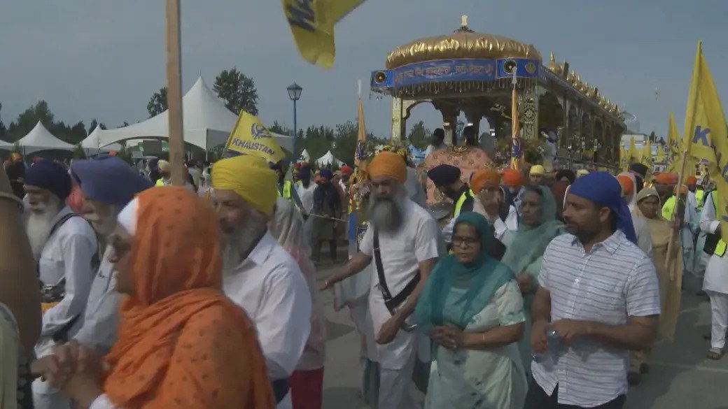ਖ਼ਾਲਸਾਈ ਜਾਹੋ-ਜਲਾਲ ਨਾਲ ਸਰੀ ’ਚ ਸਜਾਇਆ ਗਿਆ ਮੀਰੀ-ਪੀਰੀ ਨਗਰ ਕੀਰਤਨ