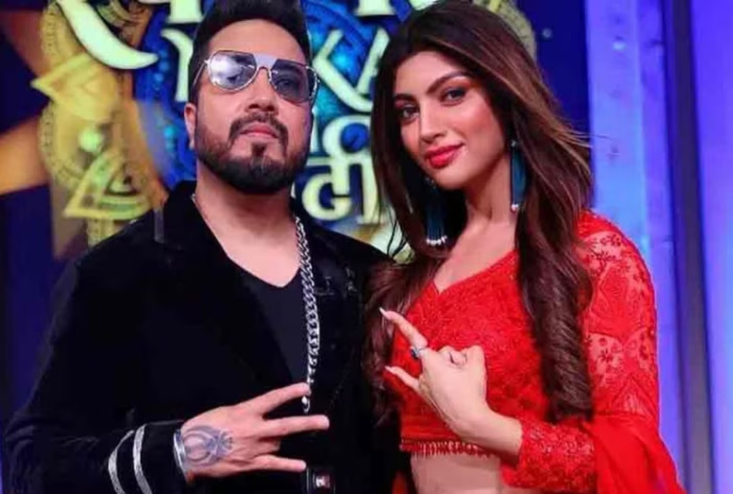 ‘ਅਸੀਂ ਇੱਕ ਦੂਜੇ ਲਈ ਨਹੀਂ ਹਾਂ’, ਮੀਕਾ ਸਿੰਘ ਨੇ ਆਕਾਂਕਸ਼ਾ ਪੁਰੀ ਨਾਲ ਵਿਆਹ ਨਾ ਕਰਨ ਦਾ ਦੱਸਿਆ ਕਾਰਨ