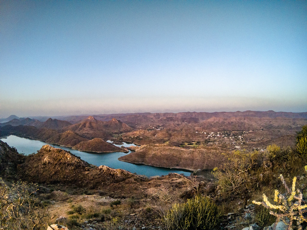 Badi Jheel Udaipur Rajasthan: ਰਾਜਸਥਾਨ ਦੀ ਵੱਡੀ ਝੀਲ 155 ਵਰਗ ਕਿਲੋਮੀਟਰ ਵਿੱਚ ਫੈਲੀ ਹੋਈ ਹੈ, ਇਸ ਵਾਰ ਇੱਥੇ ਜ਼ਰੂਰ ਜਾਓ