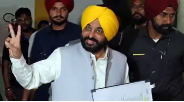ਸੀ.ਐੱਮ ਨੇ ਹਾਫ ਸੈਂਚੁਰੀ ਕੀਤੀ ਪੂਰੀ, ਜਨਮ ਦਿਨ ‘ਤੇ ਲੱਗੇ ਖੂਨ ਦਾਨ ਕੈਂਪ