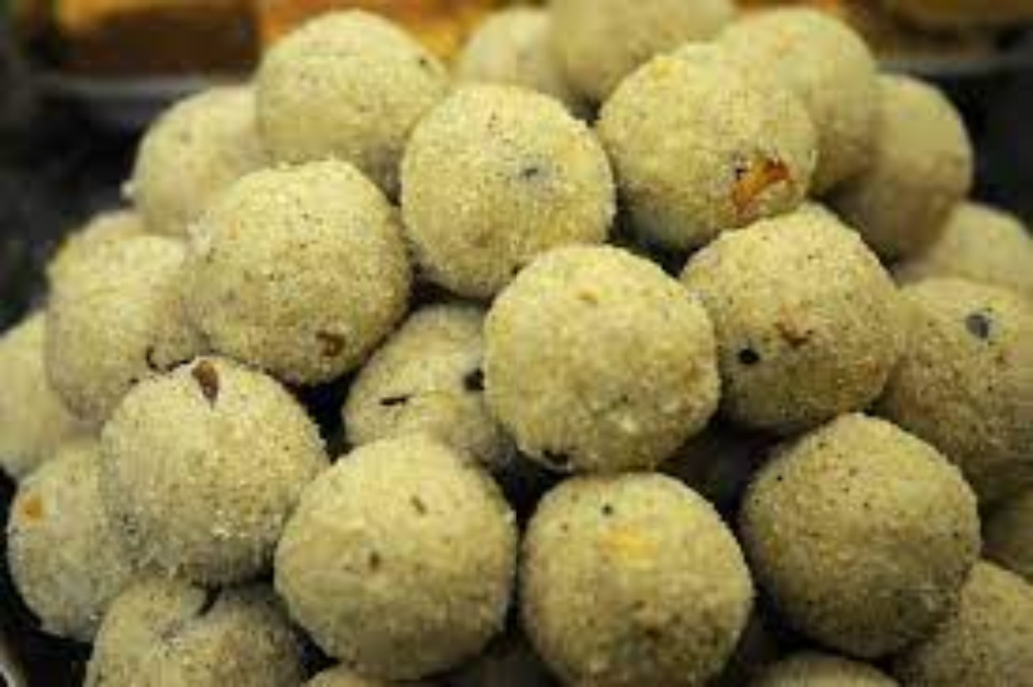 Diwali Sweets Recipe: ਇਸ ਦੀਵਾਲੀ ‘ਤੇ ਸੂਜੀ ਦੇ ਲੱਡੂ ਬਣਾਓ, ਇਸ ਸਵਾਦਿਸ਼ਟ ਮਿੱਠੇ ਨਾਲ ਆਪਣੇ ਮਹਿਮਾਨਾਂ ਦਾ ਮੂੰਹ ਕਰੋ ਮਿੱਠਾ