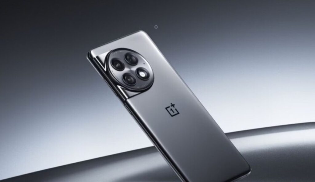 ਇਹ ਹੈ OnePlus ਦਾ ਲੇਟੈਸਟ ਸਮਾਰਟਫੋਨ, ਮਿੰਟਾਂ ‘ਚ ਹੋ ਜਾਂਦਾ ਹੈ ਫੁੱਲ ਚਾਰਜ, ਪਾਵਰਫੁੱਲ ਪ੍ਰੋਸੈਸਰ ਨਾਲ ਹੈ ਲੈਸ, ਇੰਨੀ ਹੈ ਕੀਮਤ