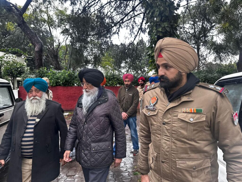 ਸਾਂਸਦ ਸਿਮਰਨਜੀਤ ਸਿੰਘ ਮਾਨ ਘਰ ‘ਚ ਨਜ਼ਰਬੰਦ, ਭਾਨਾ ਸਿੱਧੂ ਦੇ ਸਮਰਥਨ ਵਿਚ ਕਰਨਾ ਸੀ ਰੇਲ ਰੋਕੋ ਅੰਦੋਲਨ
