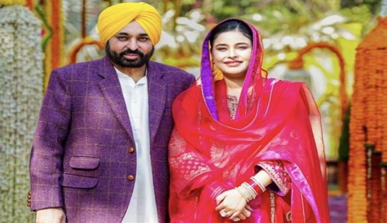 CM ਮਾਨ ਦੇ ਘਰ ਆਉਣ ਵਾਲੀ ਹੈ ਖੁਸ਼ਖਬਰੀ! ਪਤਨੀ ਡਾ. ਗੁਰਪ੍ਰੀਤ ਕੌਰ ਫੋਰਟਿਸ ਹਸਪਤਾਲ ‘ਚ ਦਾਖਲ