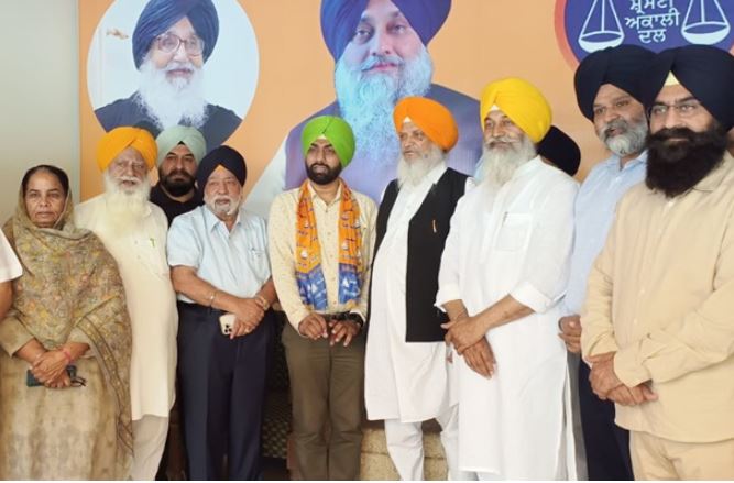 ਅਕਾਲੀ ਦਲ ਨੂੰ ਮਿਲ ਰਿਹਾ ਵੱਡਾ ਹੁੰਗਾਰਾ, ਪਰਮਜੀਤ ਸਿੰਘ ਭਰਾਜ ਸ਼੍ਰੋਮਣੀ ਅਕਾਲੀ ਦਲ ਪਾਰਟੀ ‘ਚ ਹੋਏ ਸ਼ਾਮਿਲ