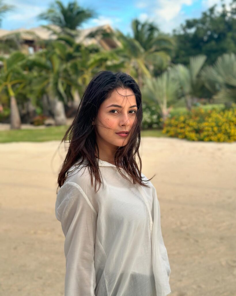 ਮਾਰੀਸ਼ਸ ‘ਚ ਛੁੱਟੀਆਂ ਦਾ ਆਨੰਦ ਲੈ ਰਹੀ ਹੈ ਸ਼ਹਿਨਾਜ਼ ਗਿੱਲ, ‘Aye Udi Udi’ ਗੀਤ ‘ਤੇ ਸ਼ੇਅਰ ਕੀਤੀ ਵੀਡੀਓ