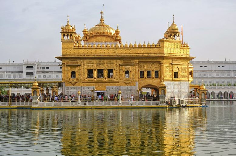 ਸ੍ਰੀ ਦਰਬਾਰ ਸਾਹਿਬ ‘ਚ ਫੋਟੋ ਤੇ ਵੀਡੀਓਗ੍ਰਾਫੀ ‘ਤੇ ਲੱਗਾ ਬੈਨ, ਫਿਲਮਾਂ ਦਾ ਵੀ ਨਹੀਂ ਹੋਵੇਗਾ ਪ੍ਰਮੋਸ਼ਨ