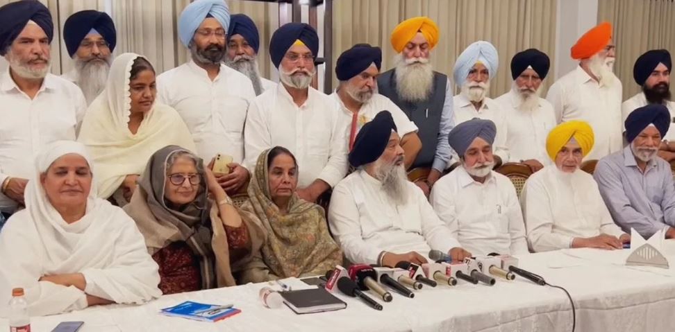 ਬਾਗੀ ਆਗੂਆਂ ਨੂੰ ਸ਼੍ਰੋਮਣੀ ਅਕਾਲੀ ਦਲ ਨੇ ਪਾਰਟੀ ਤੋਂ ਕੀਤਾ ਬਾਹਰ, ਅਨੁਸ਼ਾਸ਼ਨੀ ਕਮੇਟੀ ਵੱਲੋਂ ਵੱਡੀ ਕਾਰਵਾਈ