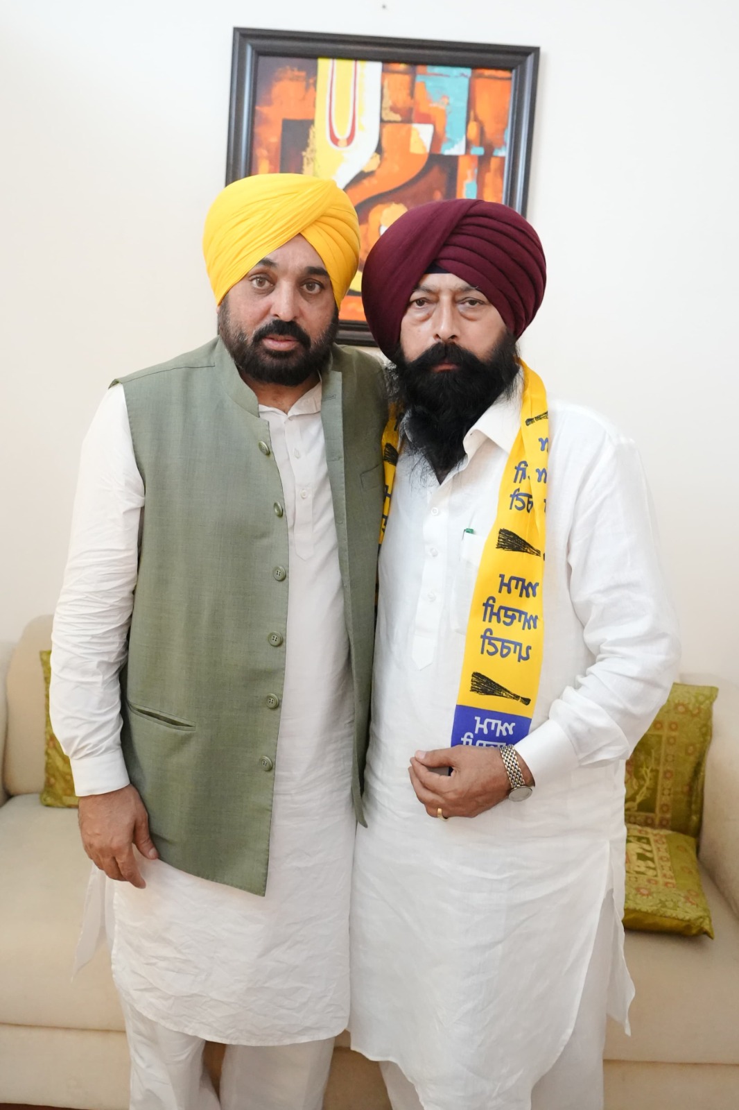 ਭਾਜਪਾ ਨੂੰ ਵੱਡਾ ਝਟਕਾ, ਜਲੰਧਰ ਦੇ ਸਾਬਕਾ ਸੀਨੀਅਰ ਡਿਪਟੀ ਮੇਅਰ ਕਮਲਜੀਤ ਭਾਟੀਆ ਆਮ ਆਦਮੀ ਪਾਰਟੀ ਵਿੱਚ ਸ਼ਾਮਲ