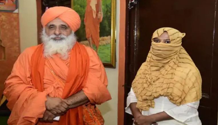 ਇੱਕ ਹਜ਼ਾਰ ਰਿਆਲ ‘ਚ ਵੇਚੀ ਪੰਜਾਬ ਦੀ ਧੀ ਨੂੰ ਸੰਤ ਸੀਚੇਵਾਲ ਨੇ ਲਿਆਂਦਾ ਵਾਪਿਸ, ਲੋਕਾਂ ਨੂੰ ਕੀਤੀ ਇਹ ਅਪੀਲ