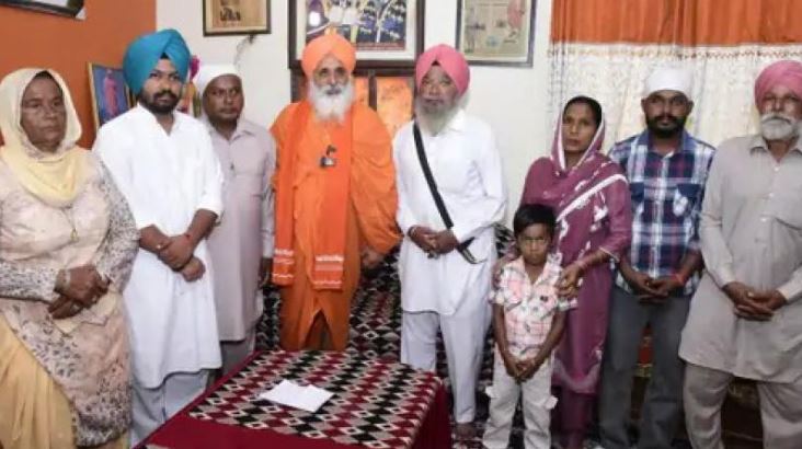 ਸੰਤ ਸੀਚੇਵਾਲ ਦੇ ਯਤਨਾਂ ਸਦਕਾ 24 ਸਾਲਾਂ ਬਾਅਦ ਲੇਬਨਾਨ ਤੋਂ ਪੰਜਾਬ ਪਰਤਿਆ ਵਿਅਕਤੀ