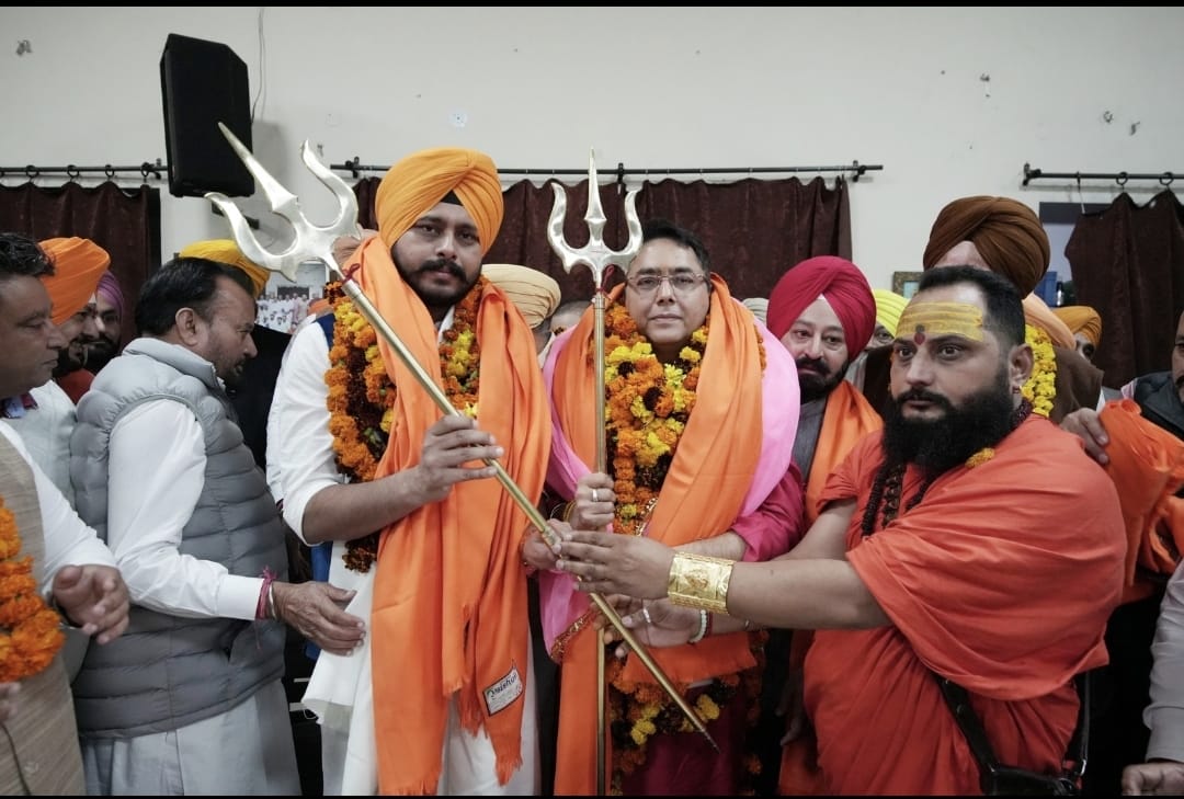 ‘ਆਪ’ ਨੇ ਕੱਢੀ ਸ਼ੁਕਰਾਨਾ ਯਾਤਰਾ, ਅਮਨ ਅਰੋੜਾ ਨੇ ਨਿਗਮ ਚੋਣਾਂ ਦੀ ਕੀਤੀ ਸ਼ੁਰੂਆਤ