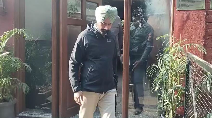 ਚੰਡੀਗੜ੍ਹ ਦੇ ਸੈਕਟਰ 26 ਦੇ ਕਲੱਬਾਂ ਬਾਹਰ ਬੰਬ ਧਮਾਕੇ, ਬਾਈਕ ‘ਤੇ ਸਵਾਰ ਹੋ ਕੇ ਆਏ ਸਨ ਹਮਲਾਵਰ
