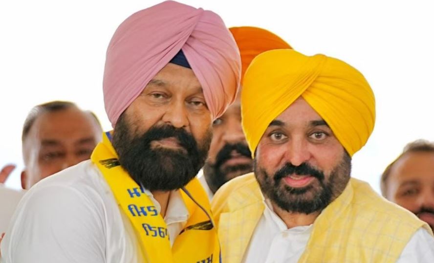 ਡਿੰਪੀ ਢਿੱਲੋਂ ਨੇ ਜਿੱਤਿਆ ਗਿੱਦੜਬਾਹੇ ਦਾ ‘ਕਿਲ੍ਹਾ’, 21 ਹਜ਼ਾਰ 801 ਵੋਟਾਂ ਨਾਲ ਅੰਮ੍ਰਿਤਾ ਵੜਿੰਗ ਨੂੰ ਹਰਾਇਆ