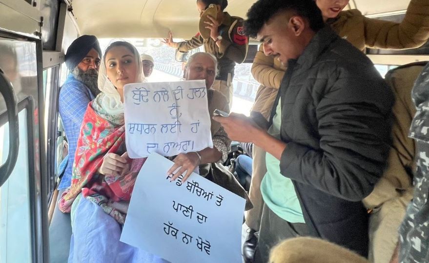 ਲੁਧਿਆਣਾ ‘ਚ ਬੁੱਢਾ ਨਾਲੇ ਨੂੰ ਲੈ ਕੇ ਜ਼ਬਰਦਸਤ ਹੰਗਾਮਾ, ਕਈ ਪ੍ਰਦਰਸ਼ਨਕਾਰੀਆਂ ਨੂੰ ਹਿਰਾਸਤ ਵਿੱਚ ਲਿਆ