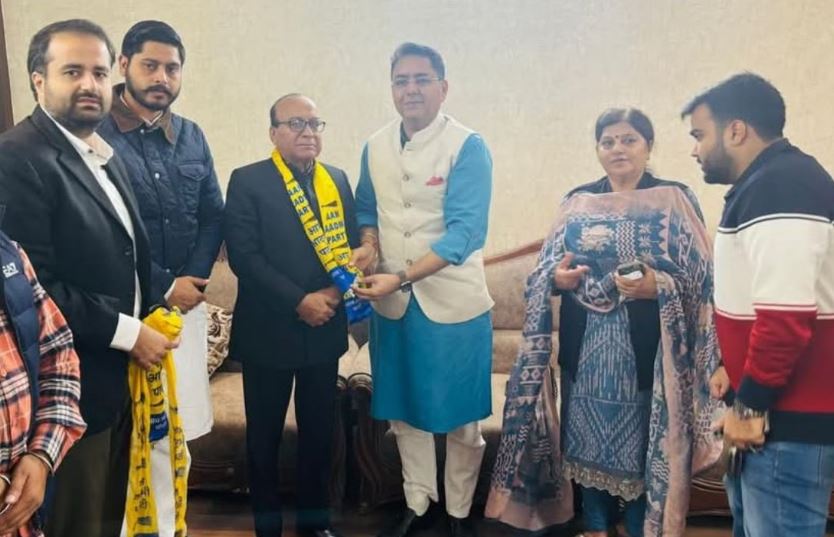 ਨਗਰ ਨਿਗਮ ਚੋਣ ਤੋਂ ਪਹਿਲਾਂ ਕਾਂਗਰਸ ਨੂੰ ਵੱਡਾ ਝਟਕਾ, ਜਲੰਧਰ ਸਾਬਕਾ ਮੇਅਰ AAP ‘ਚ ਸ਼ਾਮਲ