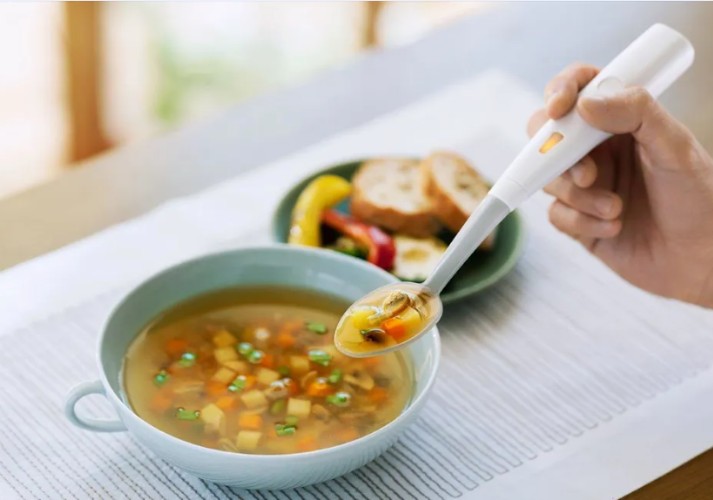 CES 2025 ਵਿੱਚ ਪੇਸ਼ ਕੀਤਾ ਗਿਆ ਇਹ ਟੇਸਟੀ ਇਲੈਕਟ੍ਰਿਕ ਚਮਚਾ, AI ਤਕਨਾਲੋਜੀ ਨੇ ਵੀ ਸਾਰਿਆਂ ਨੂੰ ਕਰ ਦਿੱਤਾ ਹੈਰਾਨ
