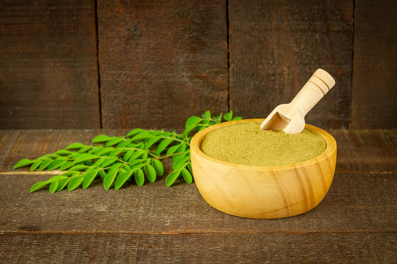 Moringa Powder: ਕਿਉਂ ਹਰ ਰੋਜ਼ ਪੀਣਾ ਚਾਹੀਦਾ ਮੋਰਿੰਗਾ ਪਾਊਡਰ ਪਾਣੀ? ਜਾਣੋ ਹੈਰਾਨੀਜਨਕ ਫਾਇਦੇ